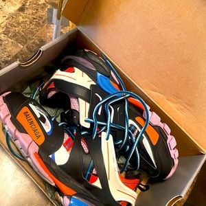 Womens UK (40) Womens USA (9)